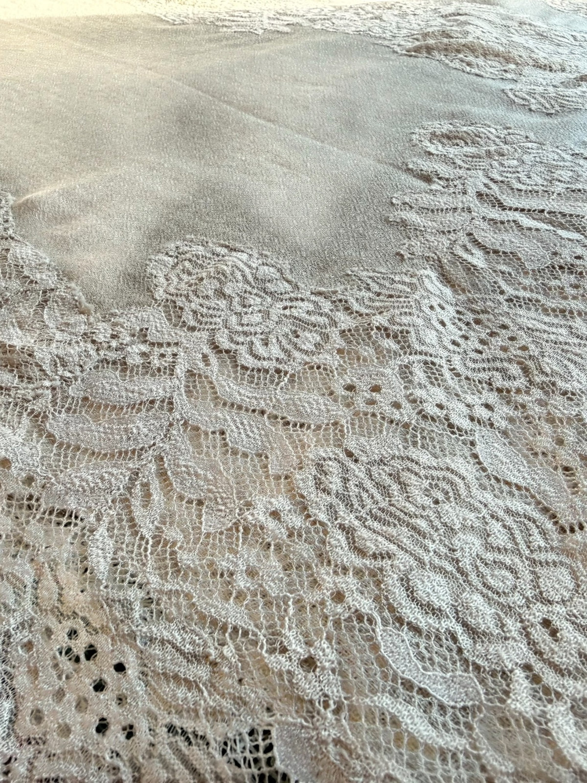 Kashmiri Shawl | Valentino Lace | Bronze
