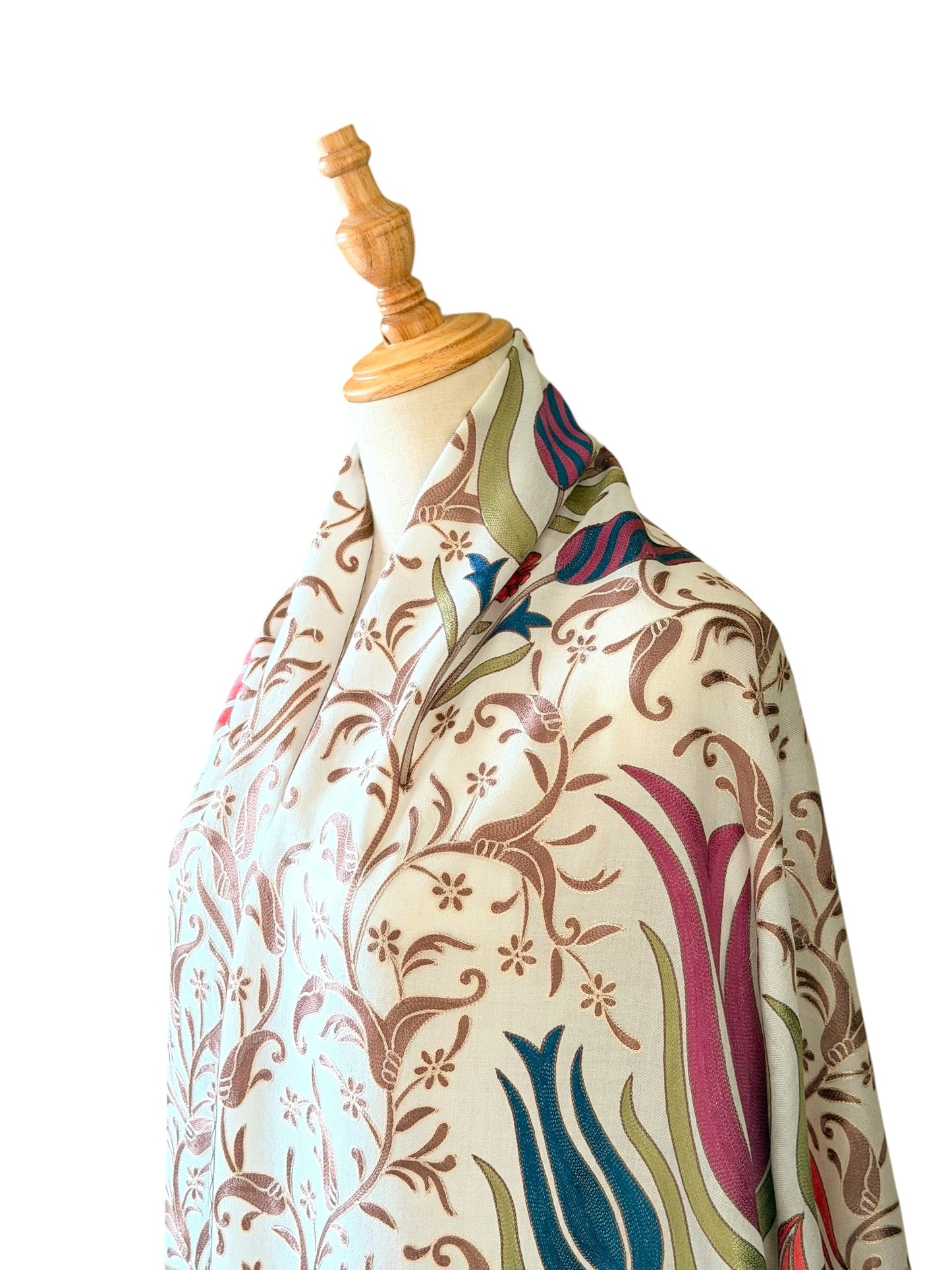 Noori Couture cream handwoven Nalki Jamawar shawl featuring intricate multi-colored silk embroidery on fine wool.